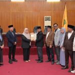 Fraksi Usulkan Optimasi PAD hingga Mitigasi Bencana, Wali Kota Jawab Pandangan Umum Fraksi dalam Paripurna RAPBD 2026